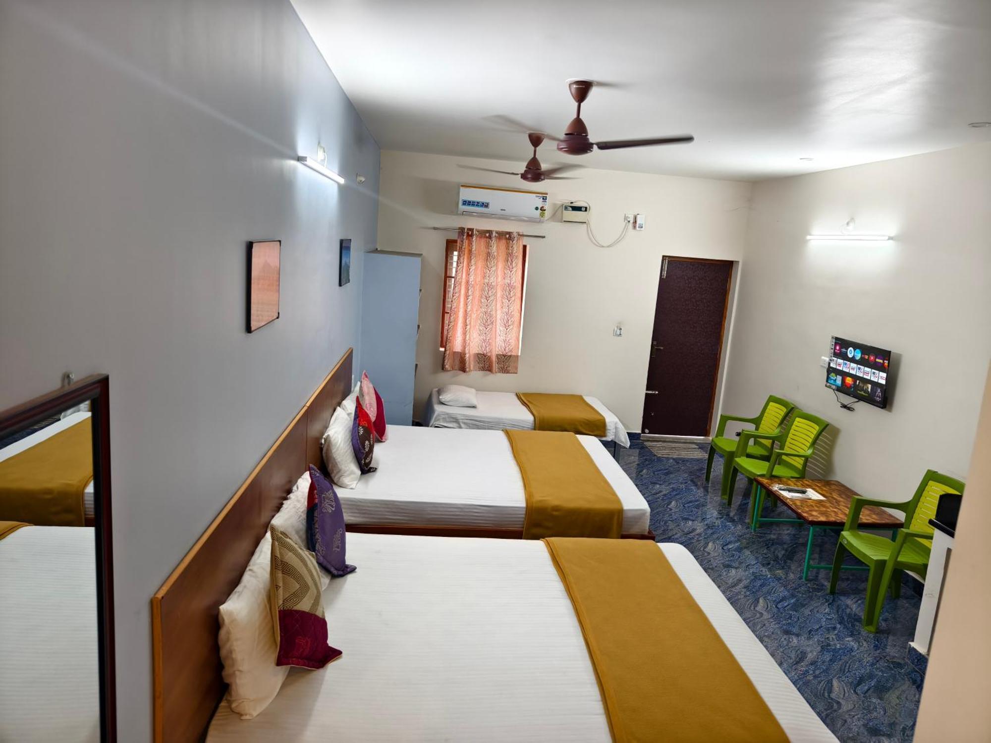 Rpm Home Stay Tiruvannāmalai Екстериор снимка